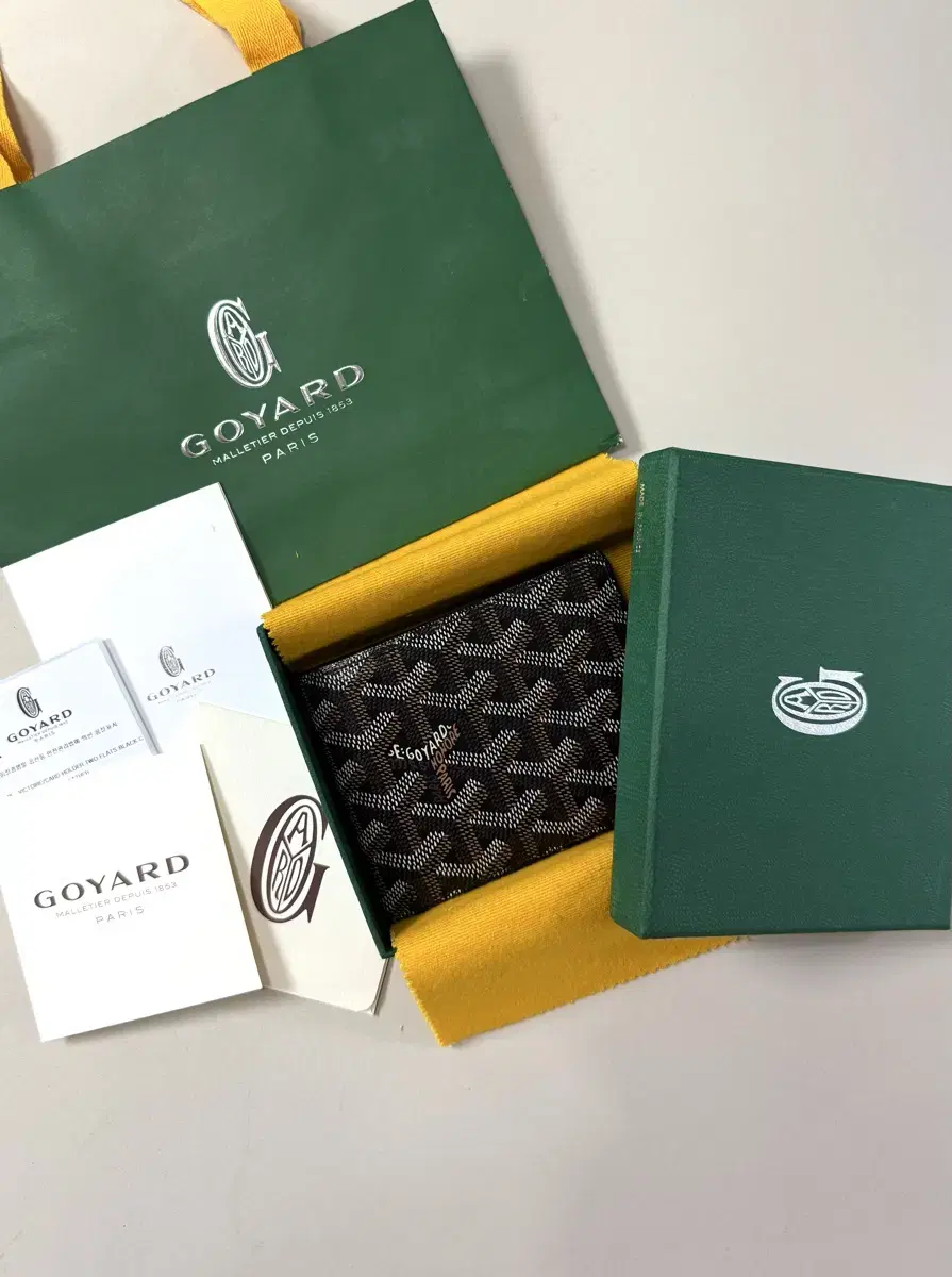 [Department Store Edition/Same-Day Shipping] Goyard Victoire Bi-Fold Wallet
