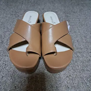 그로브 샌들 베이지