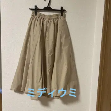 미디우미 벌룬 스커트 새상품급