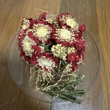핑크 하우스 카네코 이사오 부케 코사지 브로치 빨간색