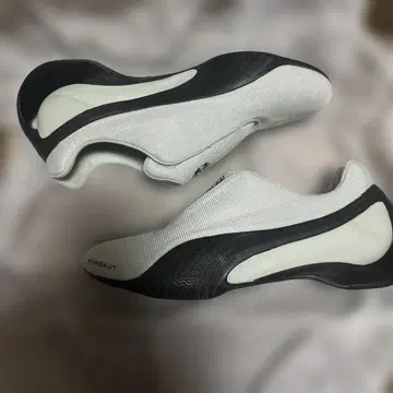 푸마 롬보 27cm