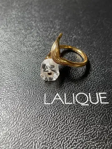 LALIQUE 스즈란 모티브 반지