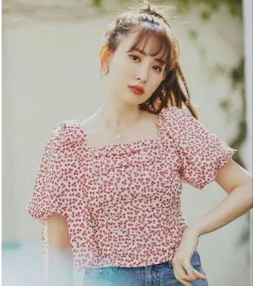 헤르립토 가든 플로럴 프린트 리본 블라우스