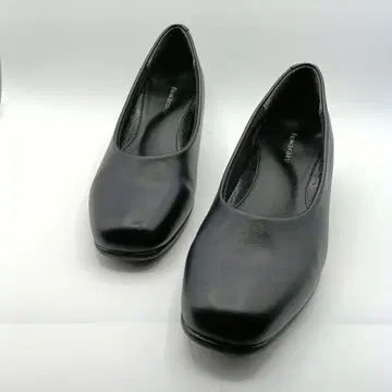 컨디션 최상 fuwaraku 펌프스 스퀘어토 블랙
