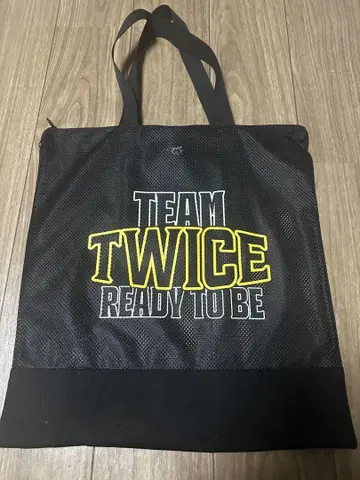 TWICE 메쉬 토트백