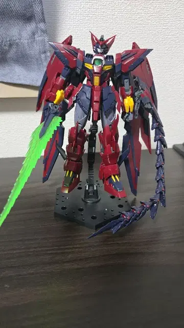 건담 에피온 MG 조립 완료