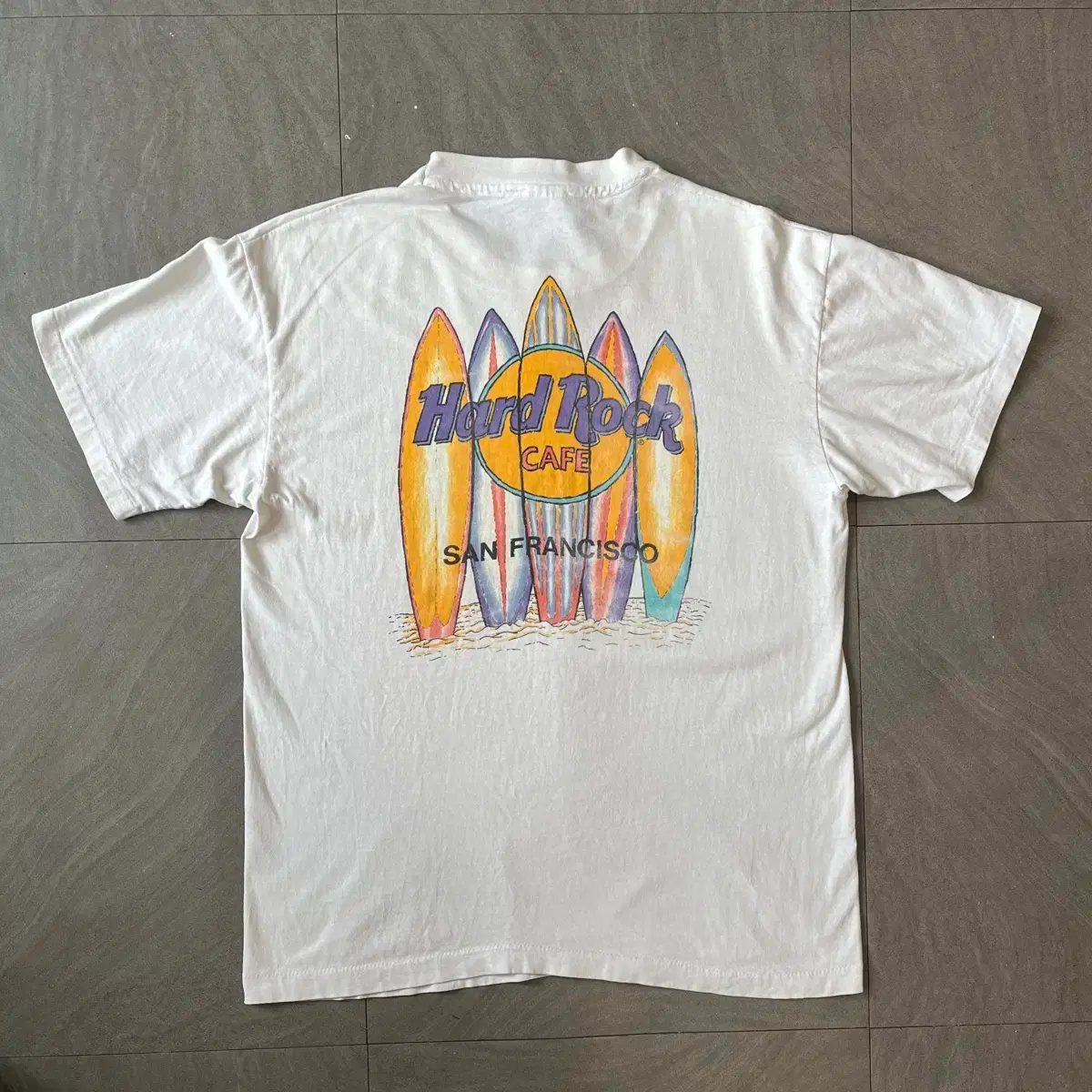 90s Made in USA Hard Rock Cafe White Print T-shirt #빈티지,#하드락,#카페,#90s,#반팔티  on Bunjang Global Site.