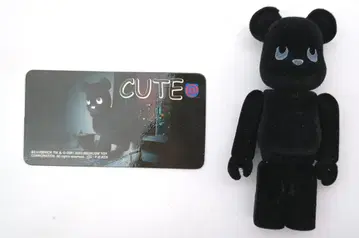 MEDICOMTOY 베어브릭 CUTE 블랙 플로키 시리즈 10