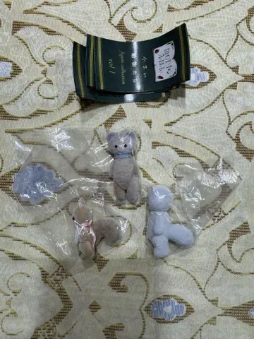 3점 mori의 그림책 작은 동물들 가챠가챠 곰 고양이 다람쥐
