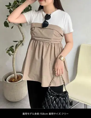 뷔스티에 도킹 페플럼 티셔츠
