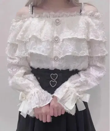ROJITA 로지타 펄 어깨끈 오프숄더 페더 블라우스 소매 리본