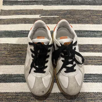 오니츠카타이거 24.0cm