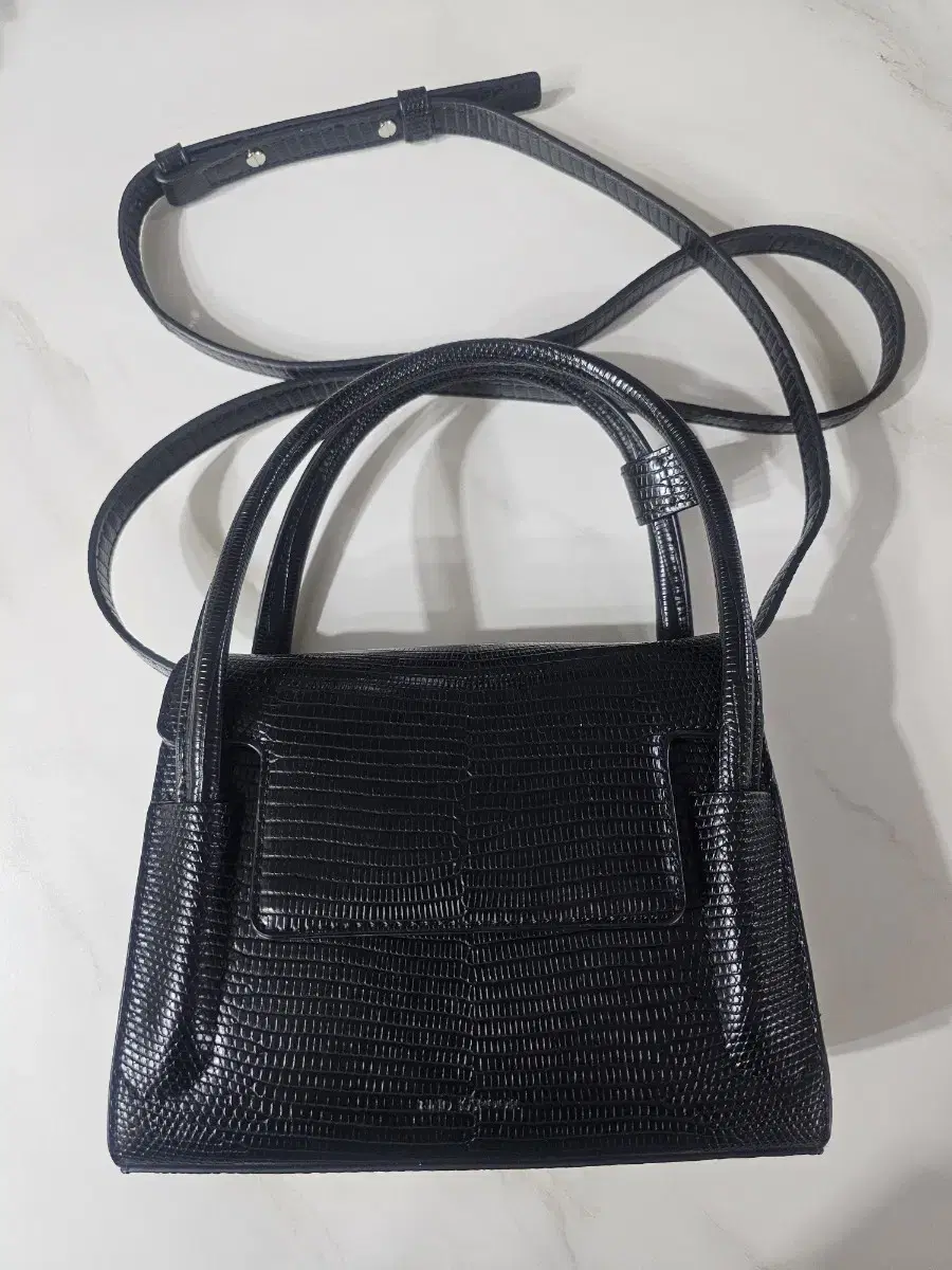 Find Kapoor Marty Bag Lizard Black Bag