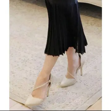 로얄 파티 베이직 펌프스 베이지