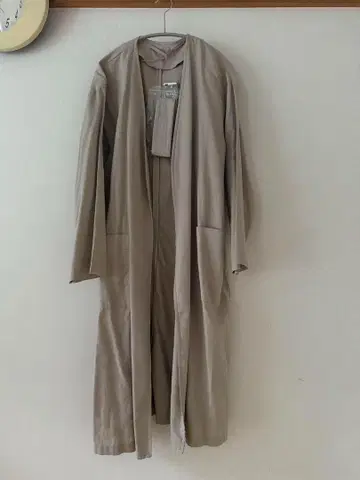 베이지 롱 코트