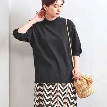 UNITED ARROWS 모크넥 티셔츠