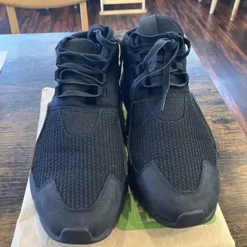Y-3 블랙 스니커즈