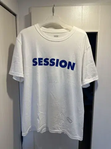 TANGTANG SESSION 티셔츠 화이트