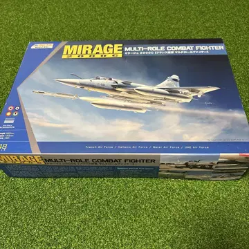 Mirage 2000 1/48 프라모델 키트