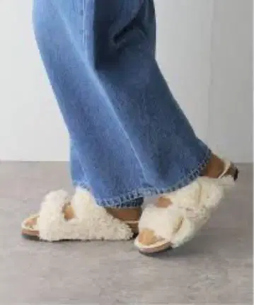 버켄스탁 BIRKENSTOCK 애리조나 빅 버클 테디 리벳