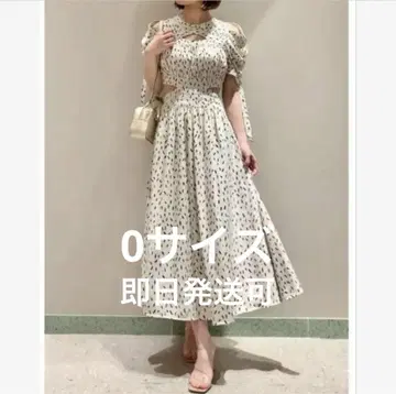 SNIDEL 스위칭 데콜테 오픈 원피스 0
