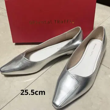 새상품급 ORiental TRaffic 플랫슈즈 실버 25.5cm