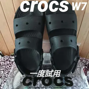 크록스 W7 샌들 한 번 사용해 보세요