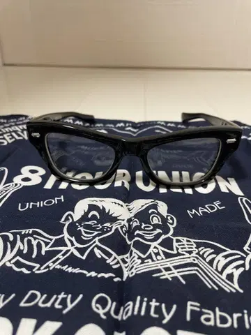 Lewis Leathers x EFFECTOR 블랙 안경