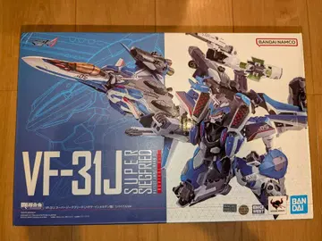 DX 초합금 VF-31J 슈퍼 지크 프리드 (하야타인 메르만 기체)
