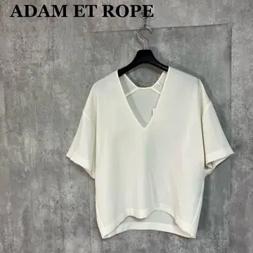 새상품 ADAM ET ROPE V넥 블라우스
