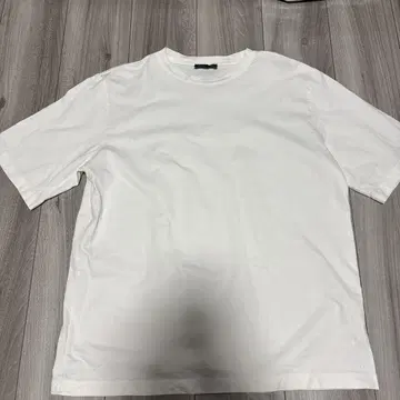 아페쎄 티셔츠 L 사이즈
