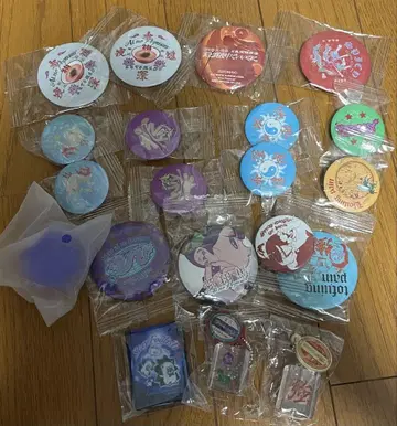 계속 한밤중이면 좋을 텐데 가챠 묶음 판매 캔뱃지 손거울 키링