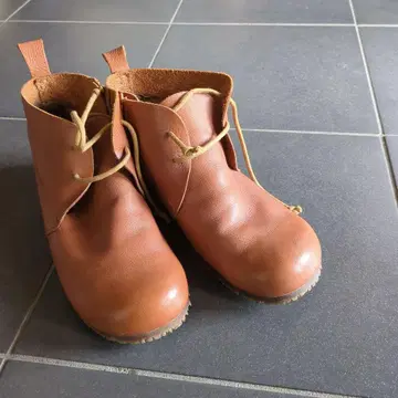 브라운 가죽 숏부츠