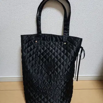 Maison de FLEUR 블랙 퀼팅 토트백