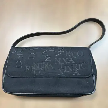 NINA RICCI 블랙 핸드백