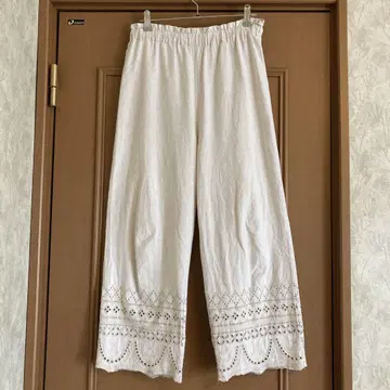 사만사 모스모스 35주년 카즈미 콜라보 자수 속바지 아이보리 새상품급