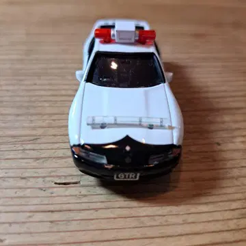 시즈오카현 경찰 GTR 미니카 564