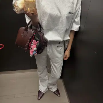 HOLIDAY 플레어 팬츠 CHAMPION