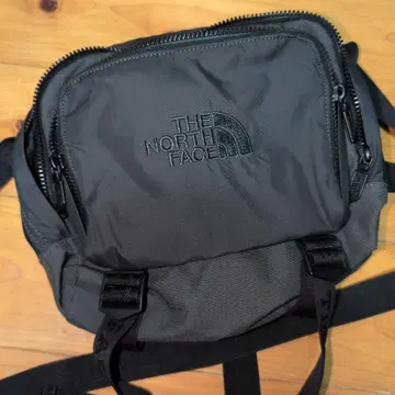 THE NORTH FACE 블랙 숄더백