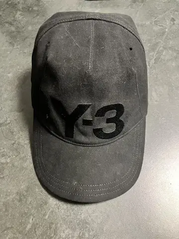 Y-3 캡