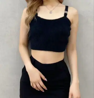 Symmetry GYDA 참 포함 샤기 니트 뷔스티에