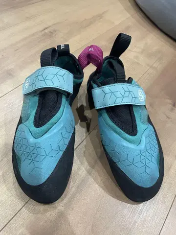 언패러렐 플래그십 lv us6.5