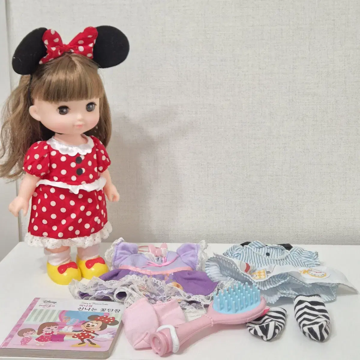 Disney solar doll