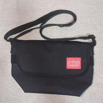 Manhattan Portage 블랙 숄더백