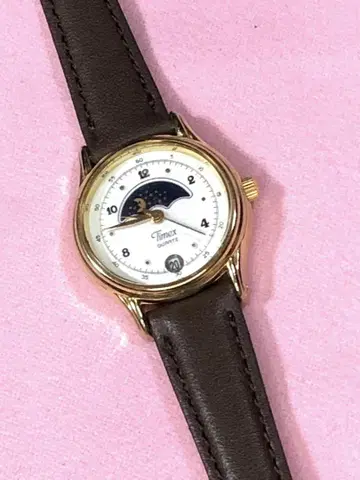 여성용 손목시계 TIMEX 문페이즈 작동 새 배터리 벨트 새상품
