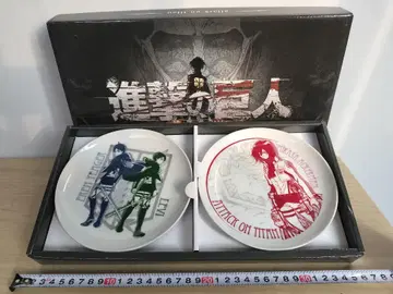 진격의 거인 플레이트 세트 2장