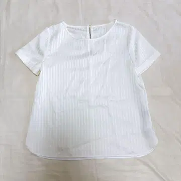 인디비 컷티셔츠 블라우스 반팔 오피스 캐주얼