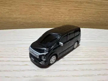 미쓰비시 DELICA D:5 미니카 블랙