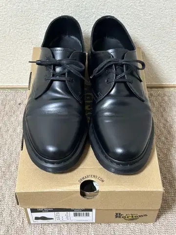 닥터 마틴 1461 모노 3홀 28cm