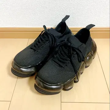 그라운즈 미키오사카베 블랙 스니커즈
